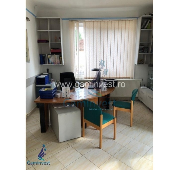 Commercial space for rent in house in Calea Clujului area, Oradea, Romania