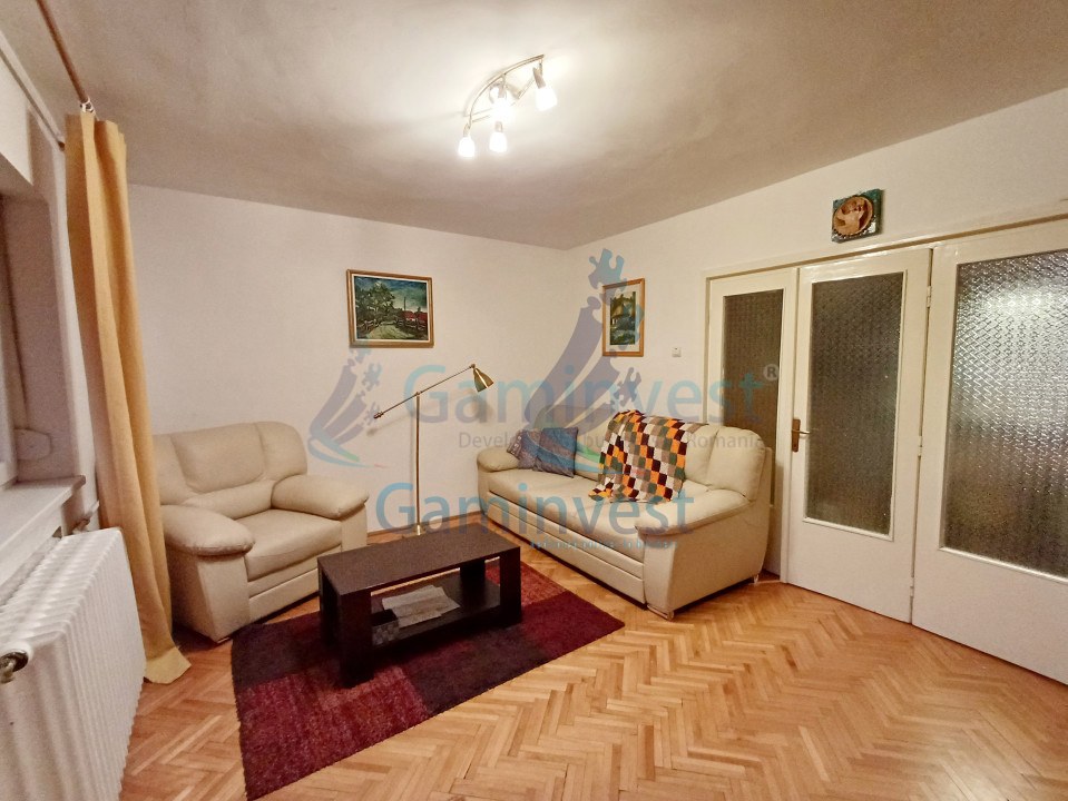 Apartament cu 3 camere de inchiriat, zona centrala, A1957