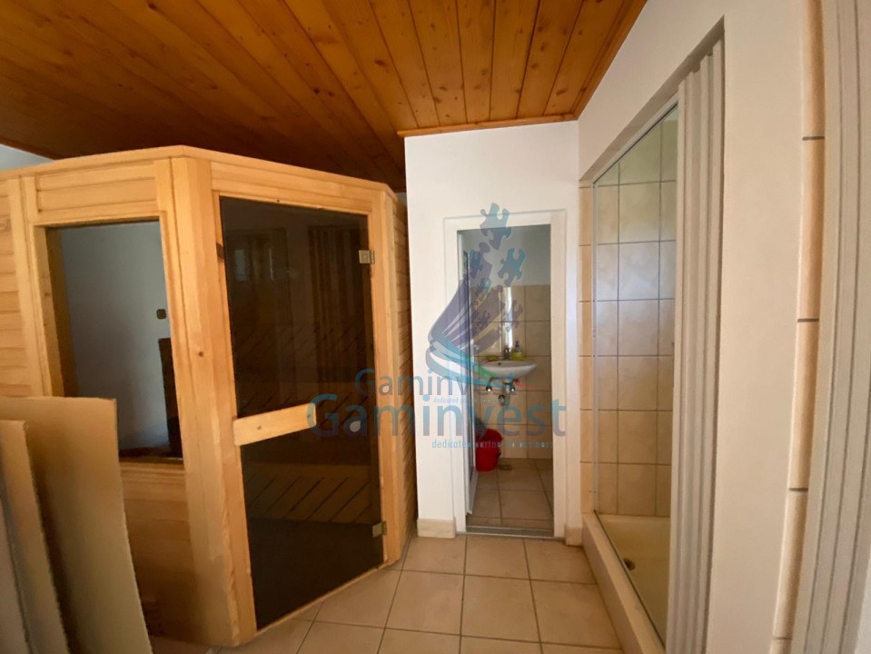 For sale! Villa with swimming pool, Olosig area, Oradea, Romania