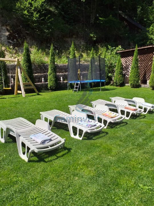 De vanzare cabana turistica cu 9 camere, 26 locuri, Muntii Apuseni, Cluj-Napoca, Cluj