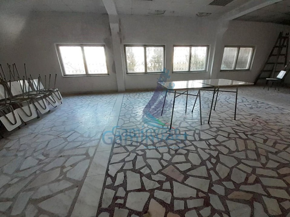 Commercial space for rent, new building, in the area of Oradea University, Bihor