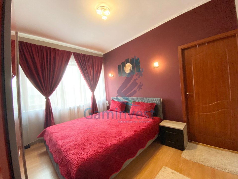 Apartament cu 3 camere de vanzare, zona centrala, Oradea, Bihor