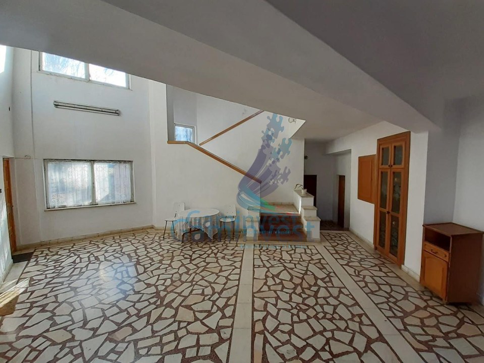Commercial space for rent, new building, in the area of Oradea University, Bihor