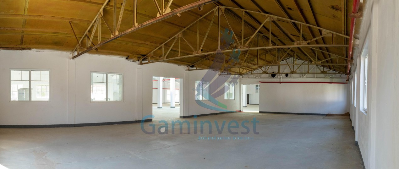 Spatiu comercial de inchiriat, pe 2 nivele, Marghita, Bihor