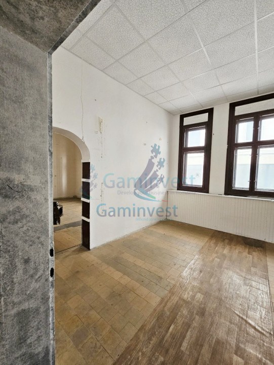 For rent! Office space in downtown Oradea, Romania
