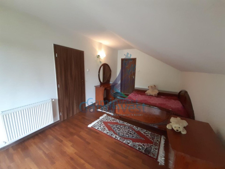 Vila de vanzare, zona Gheorghe Doja, Oradea, Bihor, Romania