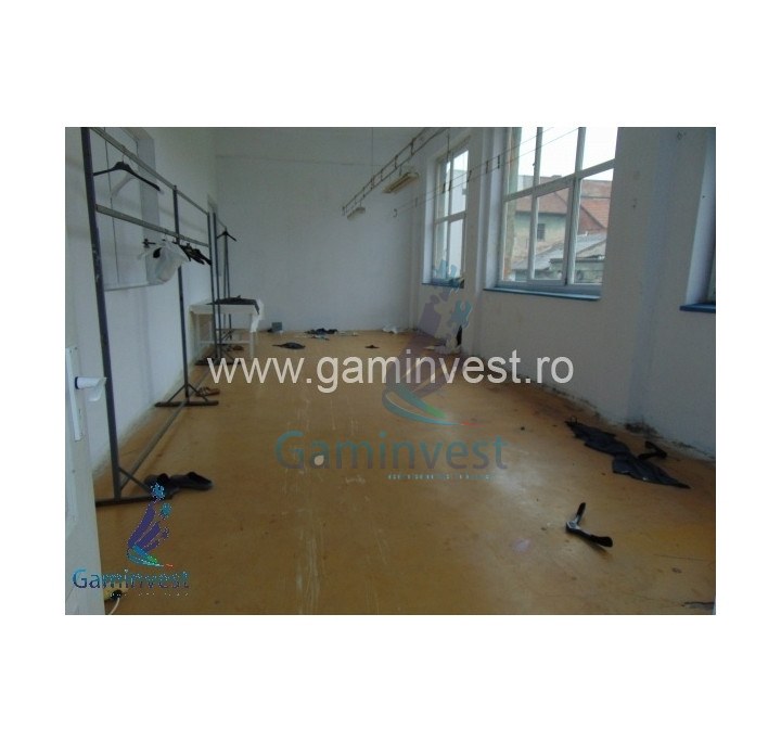 Hall/storage space for rent, Oradea, Romania
