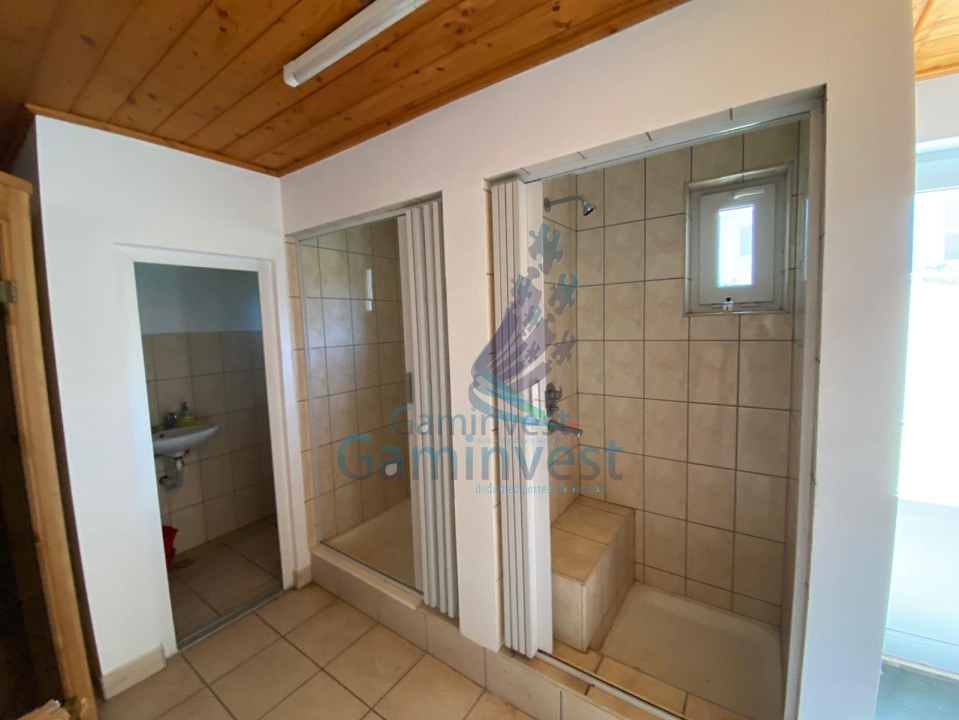 Vila cu piscina de vanzare, zona Olosig, Oradea, Bihor
