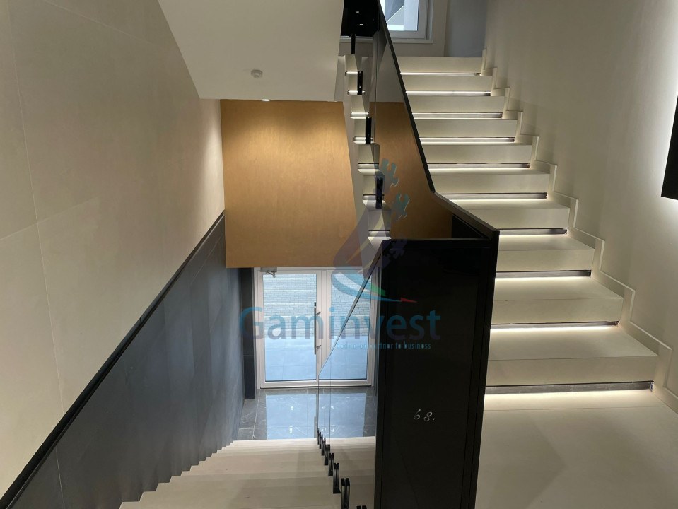 Apartament cu 2 camere de vanzare, bloc nou, semicentral, Oradea