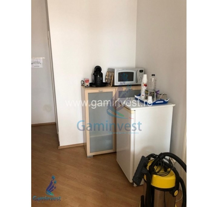 Commercial space for rent in house in Calea Clujului area, Oradea, Romania