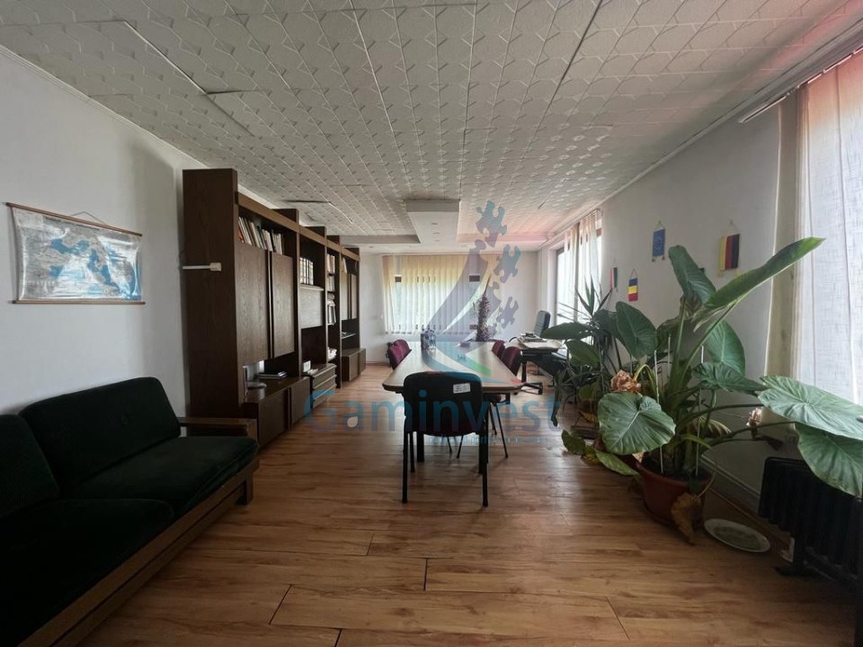 Hala industriala cu afacere la cheie de vanzare, Salonta, Bihor