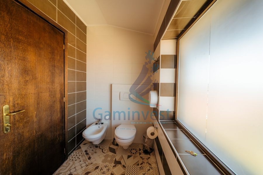 Afacere la cheie - Hotel 3*** de inchiriat cu SPA si piscina Baile 1 Mai, Bihor