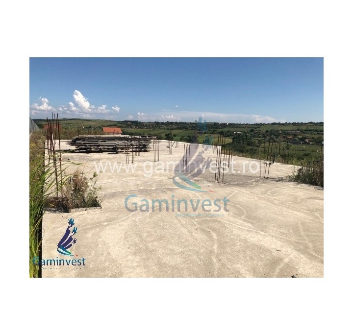 Teren de vanzare cu fundatie si pivnita, Cetariu, Bihor