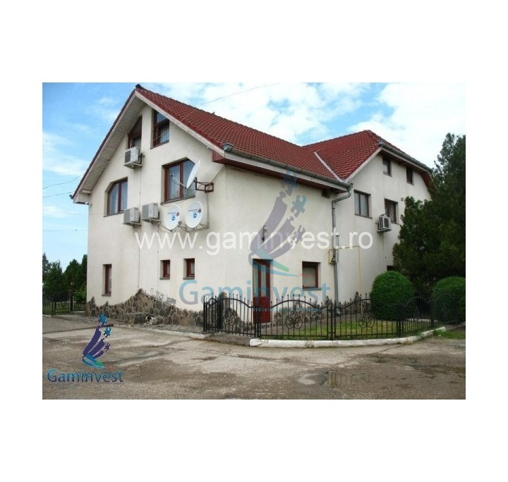 Business Opportunity - Agro-tourist guesthouse, gas station, land and buildings for sale in Bihor, Romania