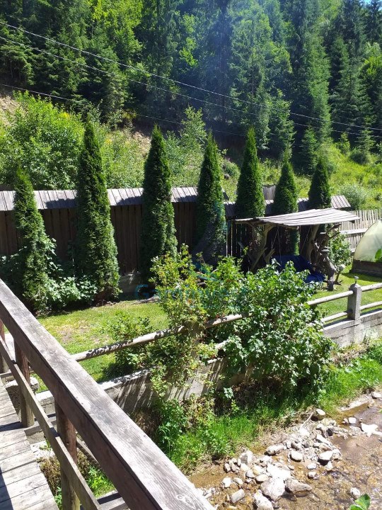 De vanzare cabana turistica cu 9 camere, 26 locuri, Muntii Apuseni, Cluj-Napoca, Cluj