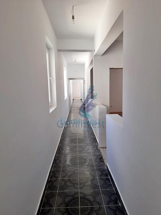 De inchiriat, cladire centrala, Oradea, Bihor