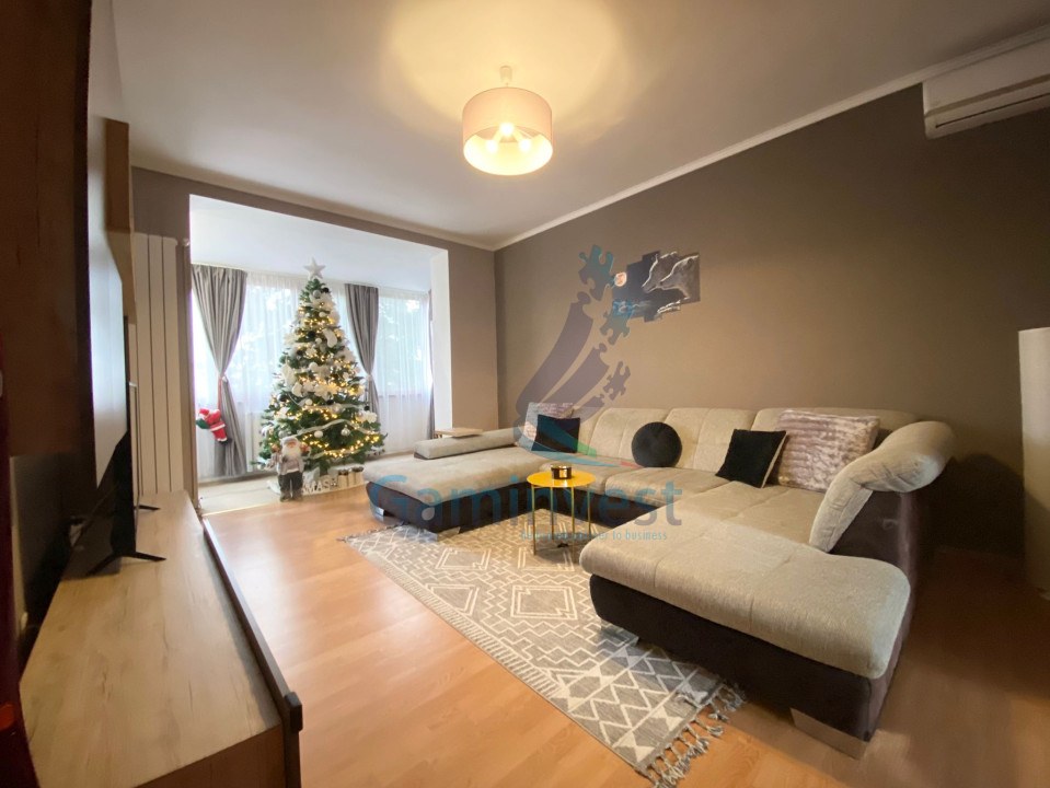Apartament cu 3 camere de vanzare, zona centrala, Oradea, Bihor