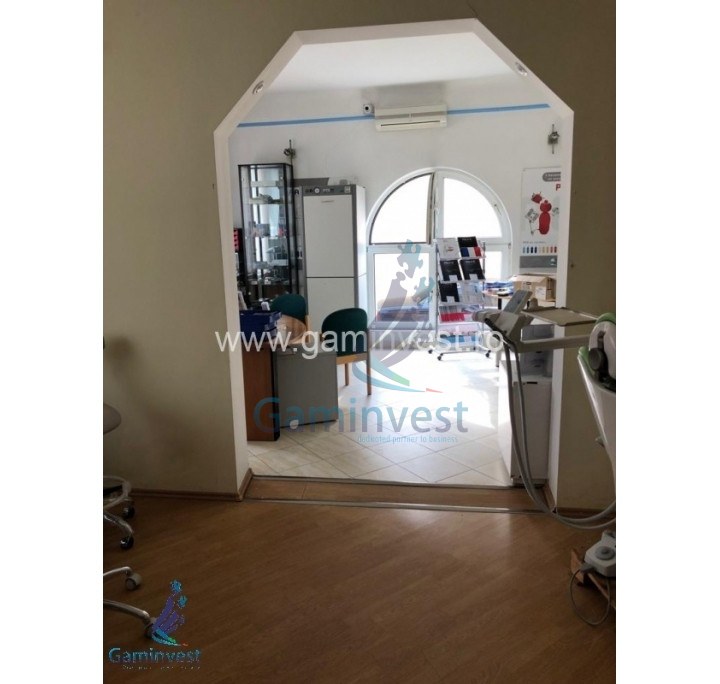 Spatiu comercial de inchiriat la casa in zona Calea Clujului, Oradea, Bihor