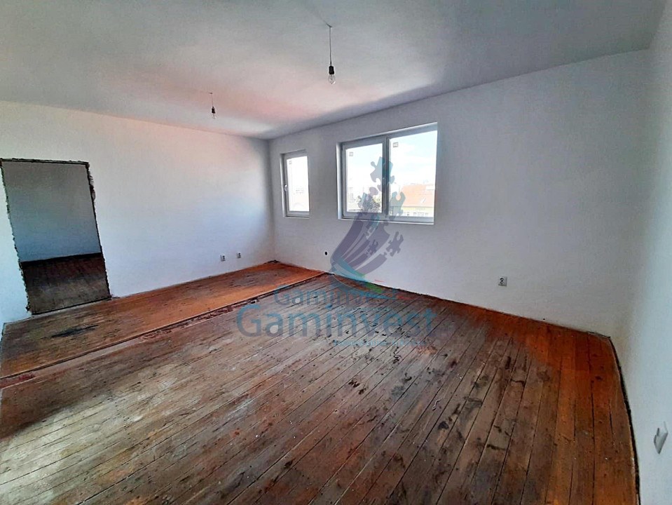 De inchiriat, cladire centrala, Oradea, Bihor