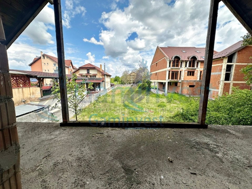 Casa si teren de vanzare, la 400 m de Aqua Park, Baile 1 Mai