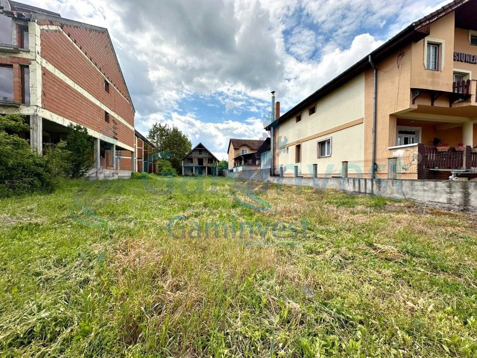 Casa si teren de vanzare, la 400 m de Aqua Park, Baile 1 Mai